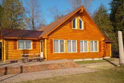 charming lakefront log cottage on lake brevort pet friendly vacation rentals in mackinac county